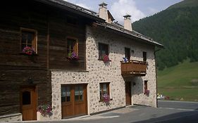 Santin Apartments